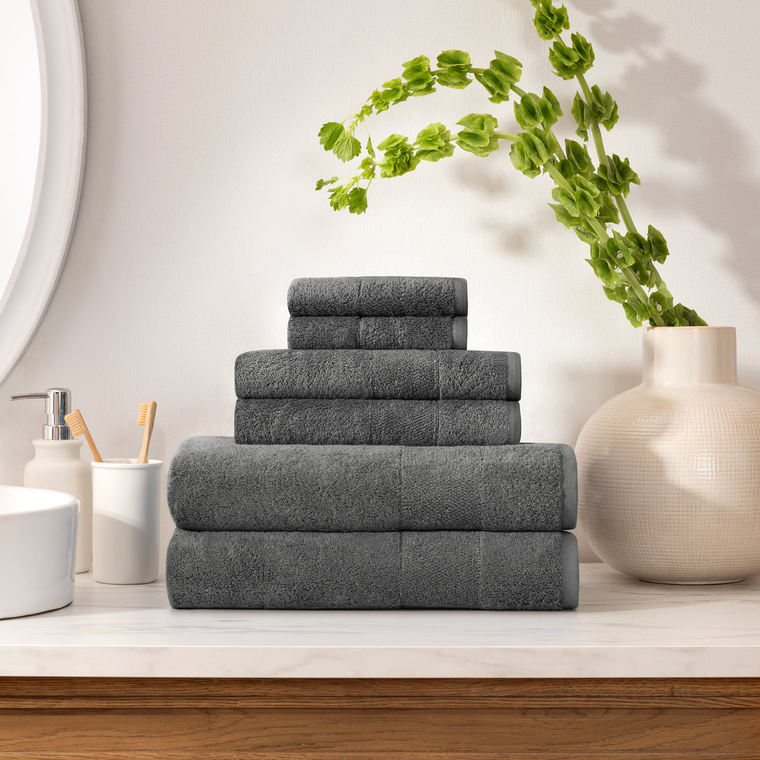 Aegean Chic Terry Border Solid Bath Towels